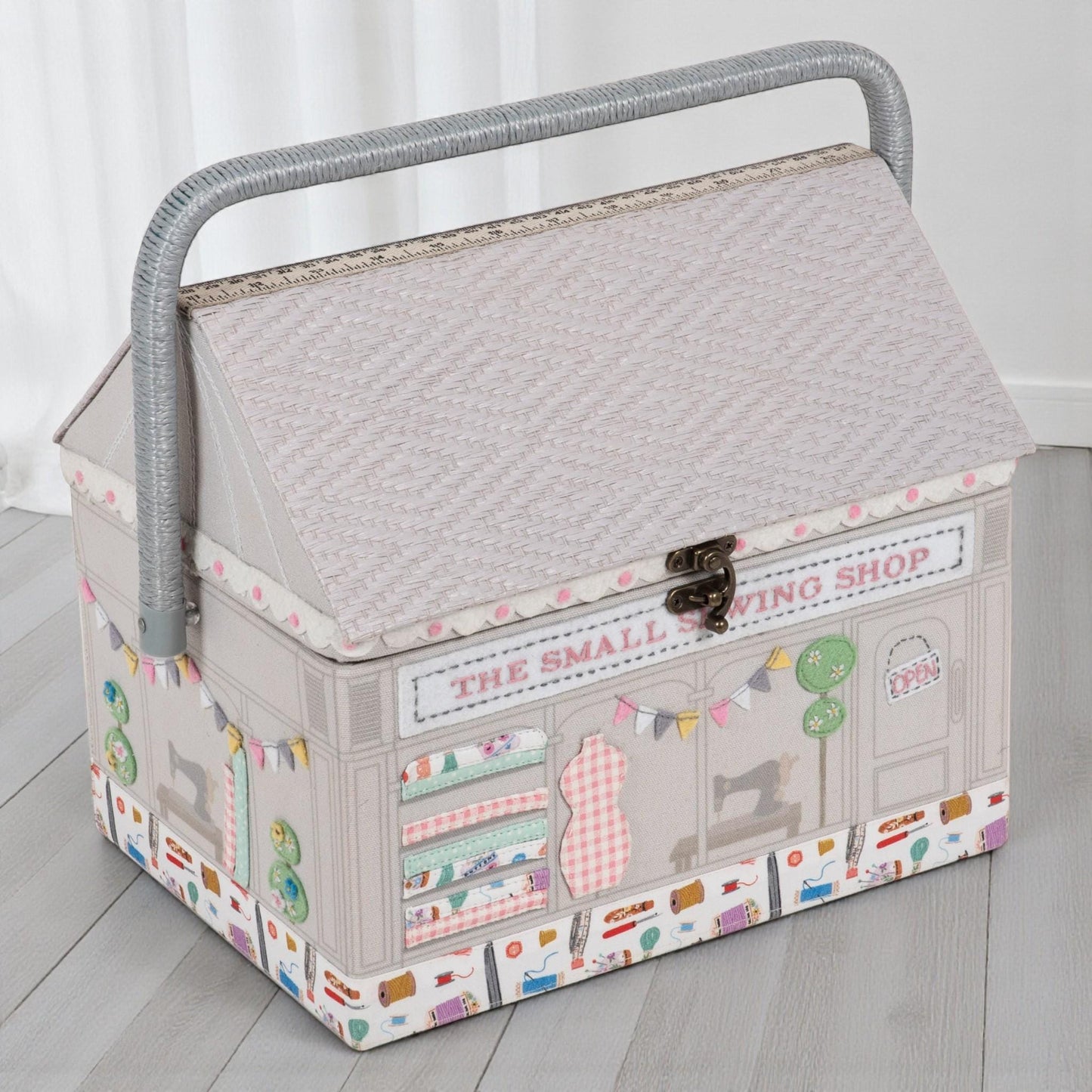 Large Sewing Box Shop Design – Sturdy Handle & Tray