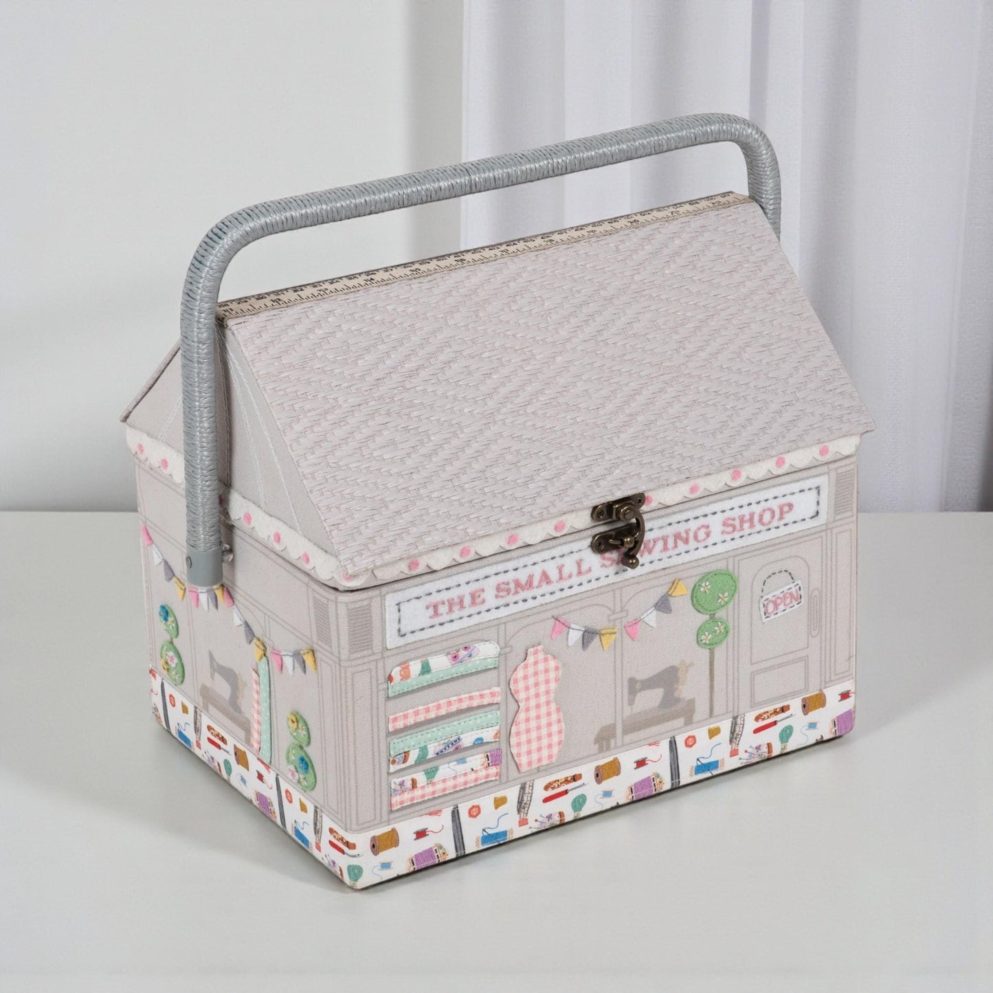 Large Sewing Box Shop Design – Sturdy Handle & Tray