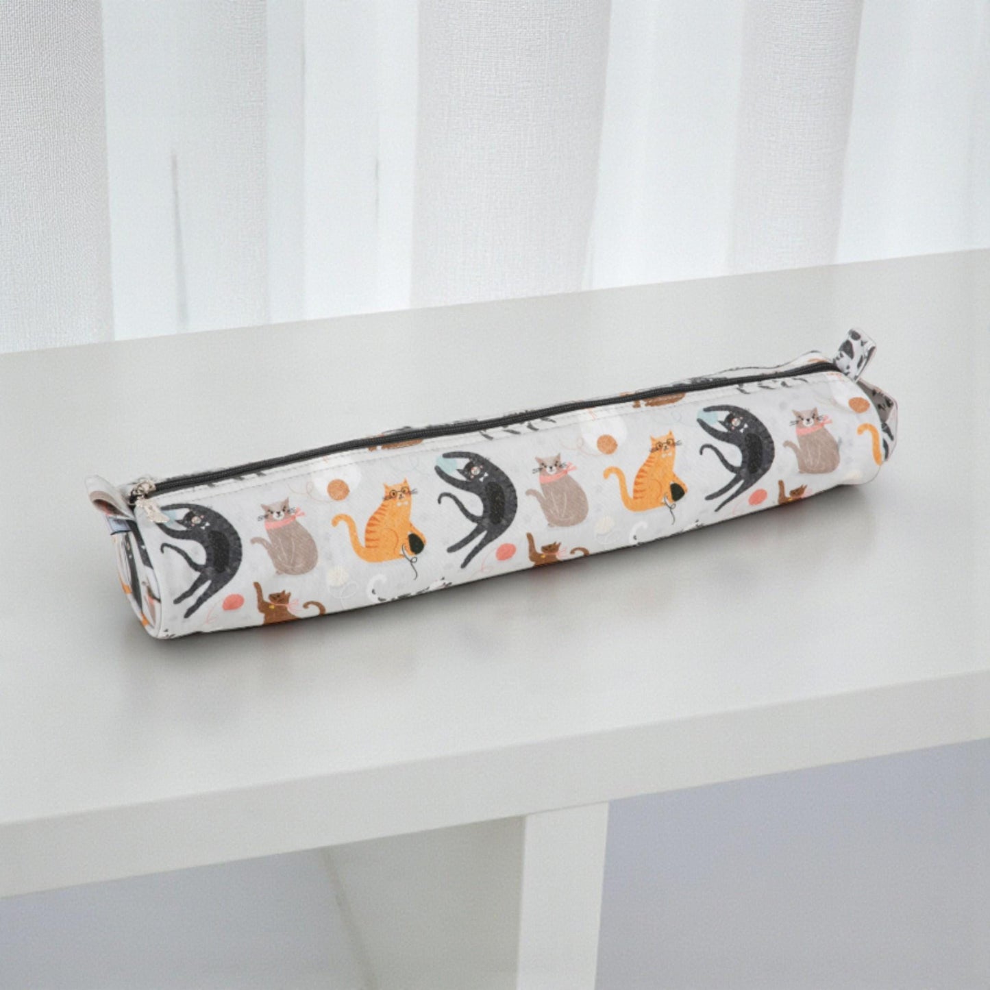 Long Knitting Needle Case – Fun Cats Fabric Pin Holder with Zip Top