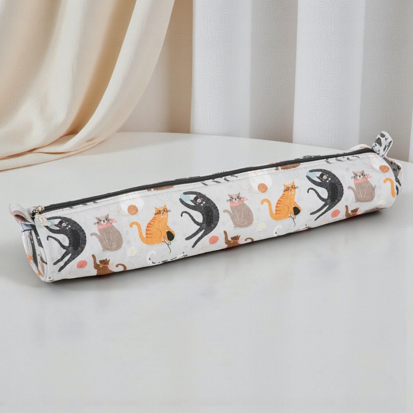 Long Knitting Needle Case – Fun Cats Fabric Pin Holder with Zip Top