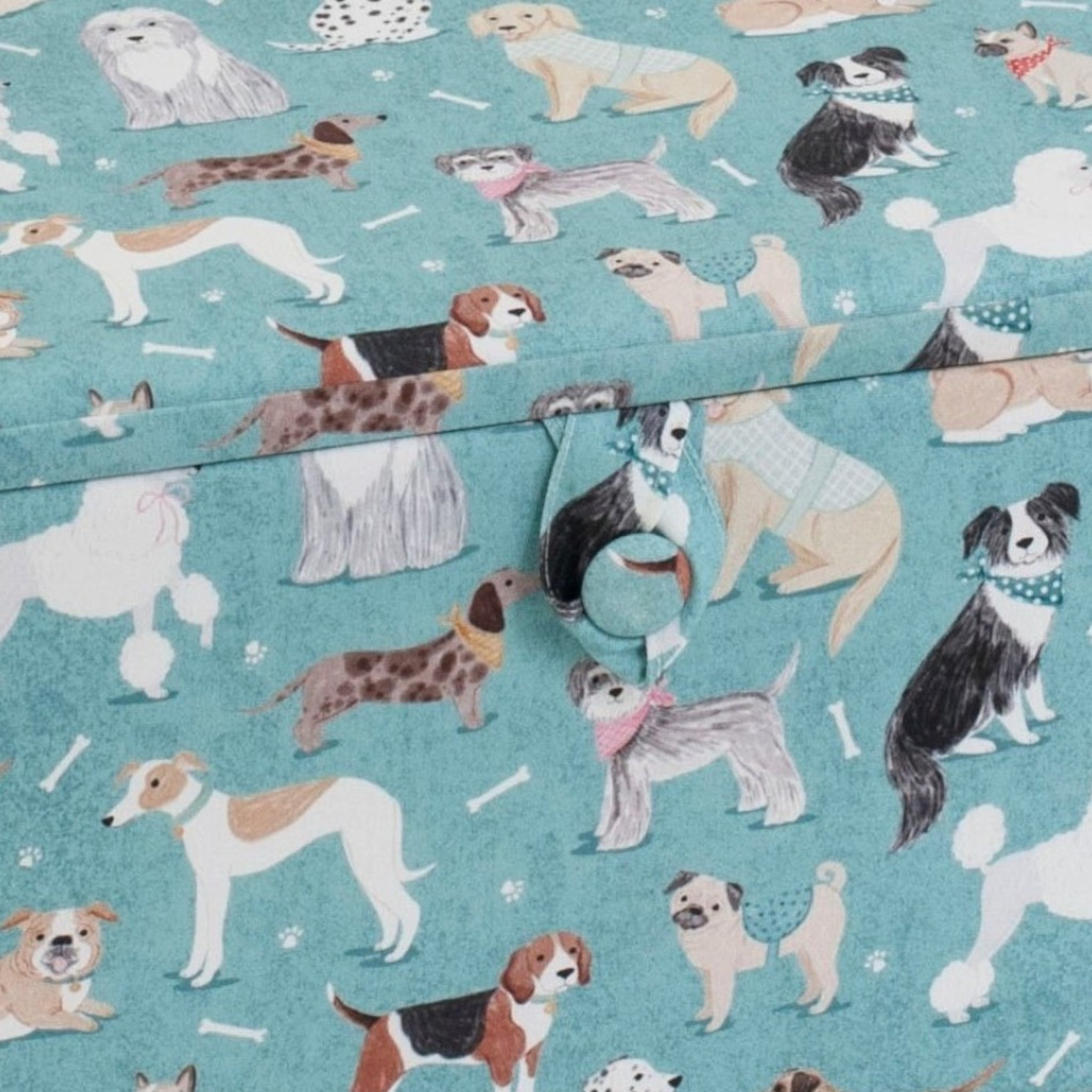 SEWING BASKET Dogs Design Large Size with a Premium Quality Sewing Kit