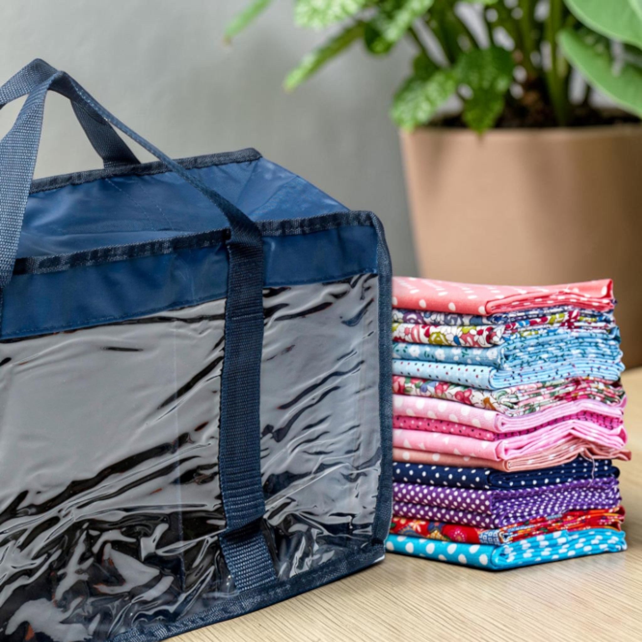 Large Fat Quarter Storage Bag. Navy Fabric Organiser with Clear Lid