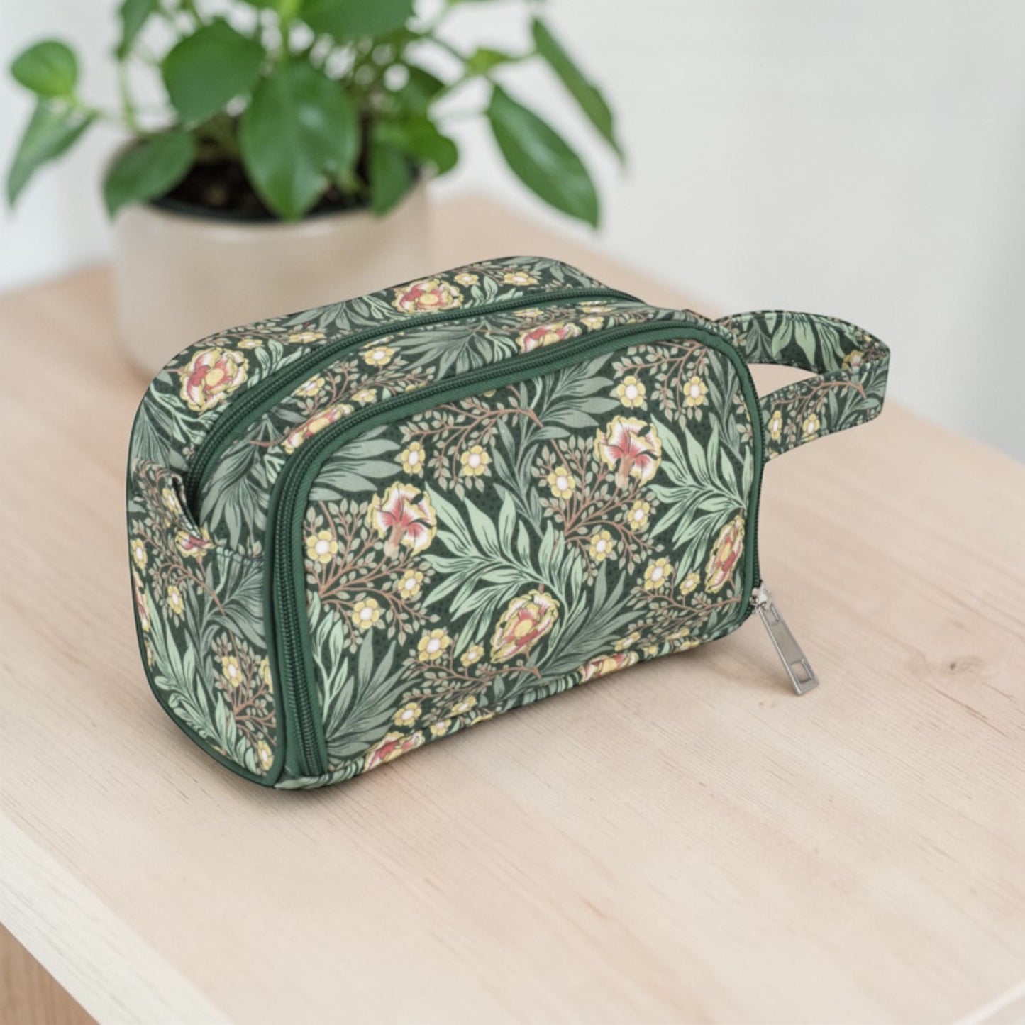 Morris Green Crochet Bag – Floral Cotton Zippered Project Case with Pocket