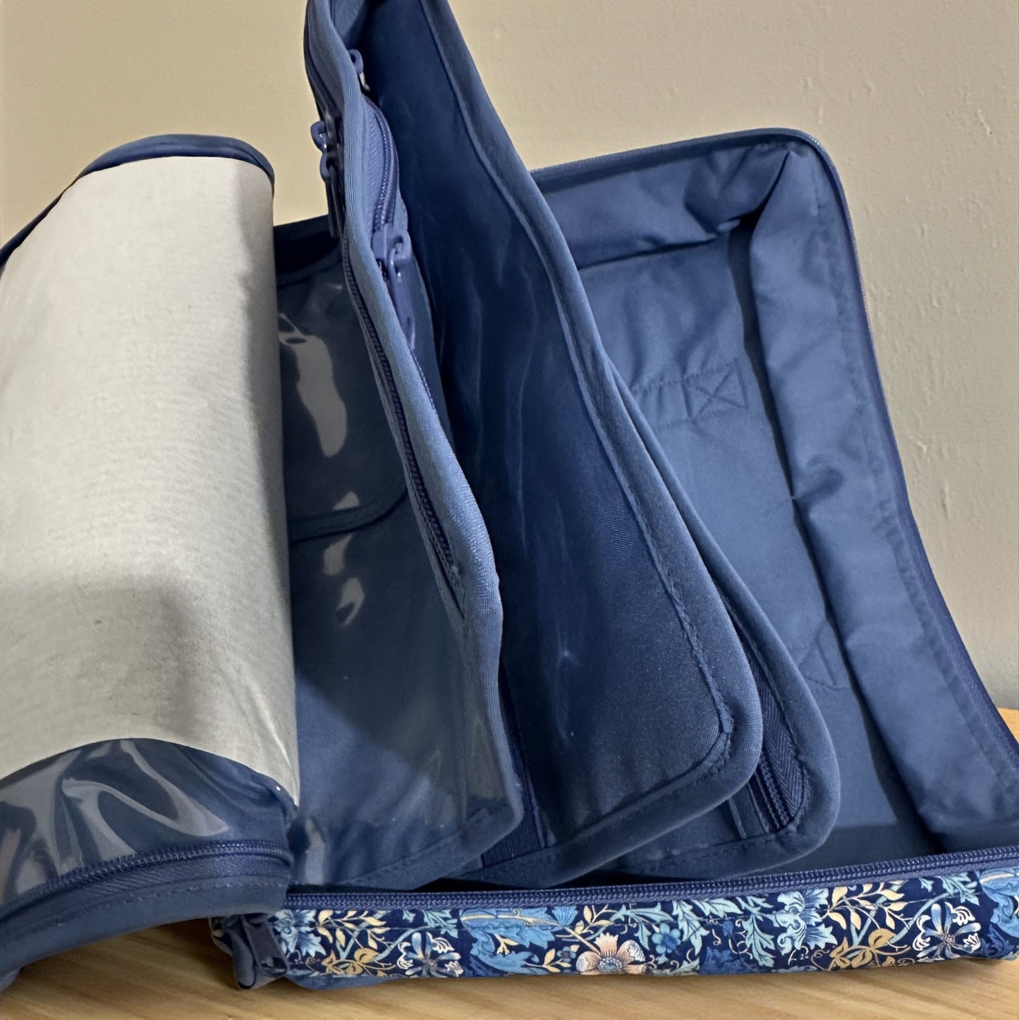 Floral Woodblock Print Craft Bag – Soft Zippered Project Bag