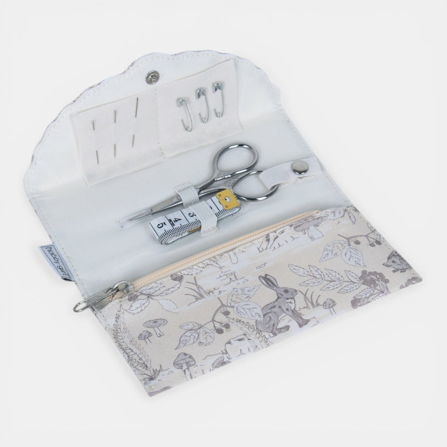 Woodland Toile Sewing Kit: Scalloped Edge, Foldover Case