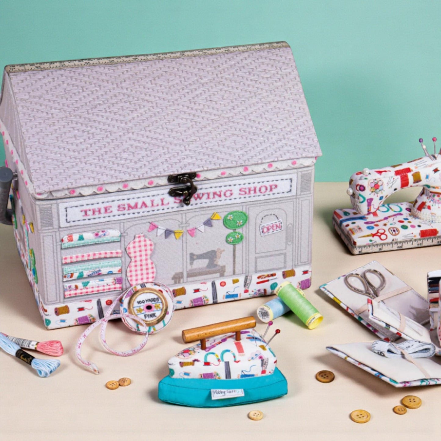 Large Sewing Box Shop Design – Sturdy Handle & Tray