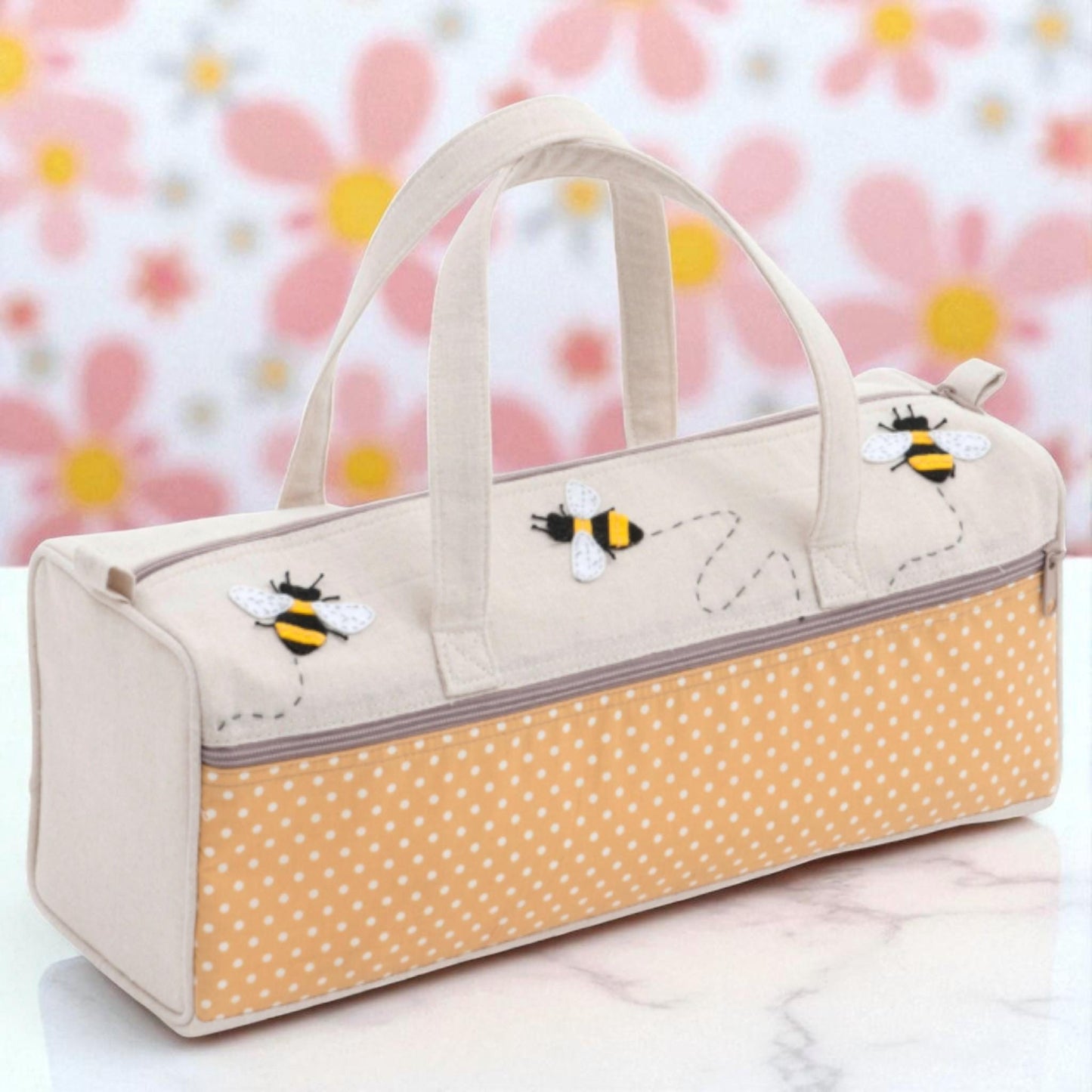 Bee Knitting Bag – Yarn Storage Tote with Wool Dispenser